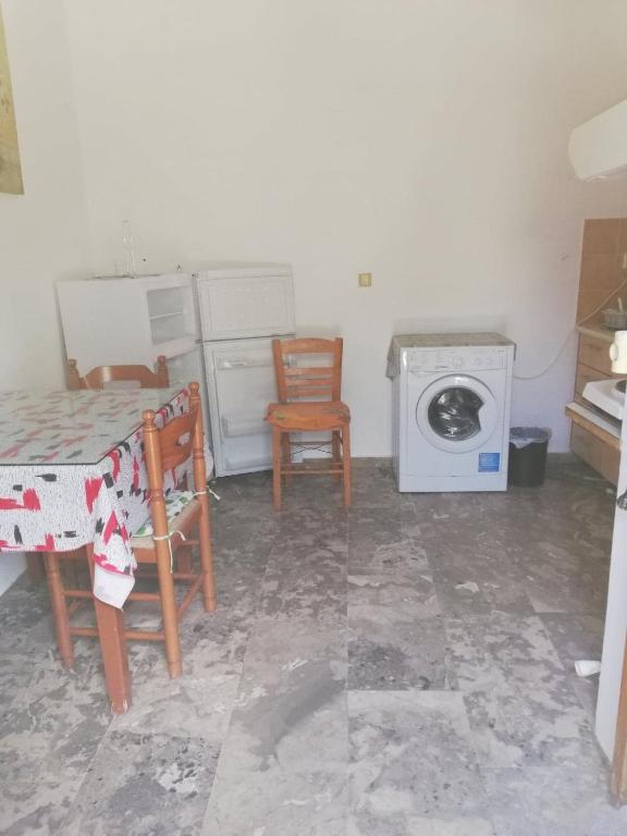 TRADITIONAL HOUSE ALEPIS IN AREOPOLIS room 6